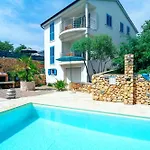 Family Friendly House With A Swimming Pool Garica, Krk - 19507 Kras